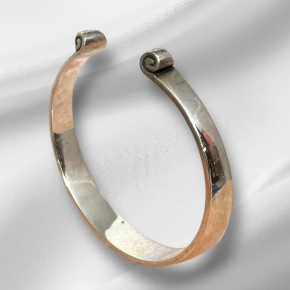 James Avery ArtisayRetired Bracelet Greek Scroll Cuff Sterling 6.75 26.8g 0684 R